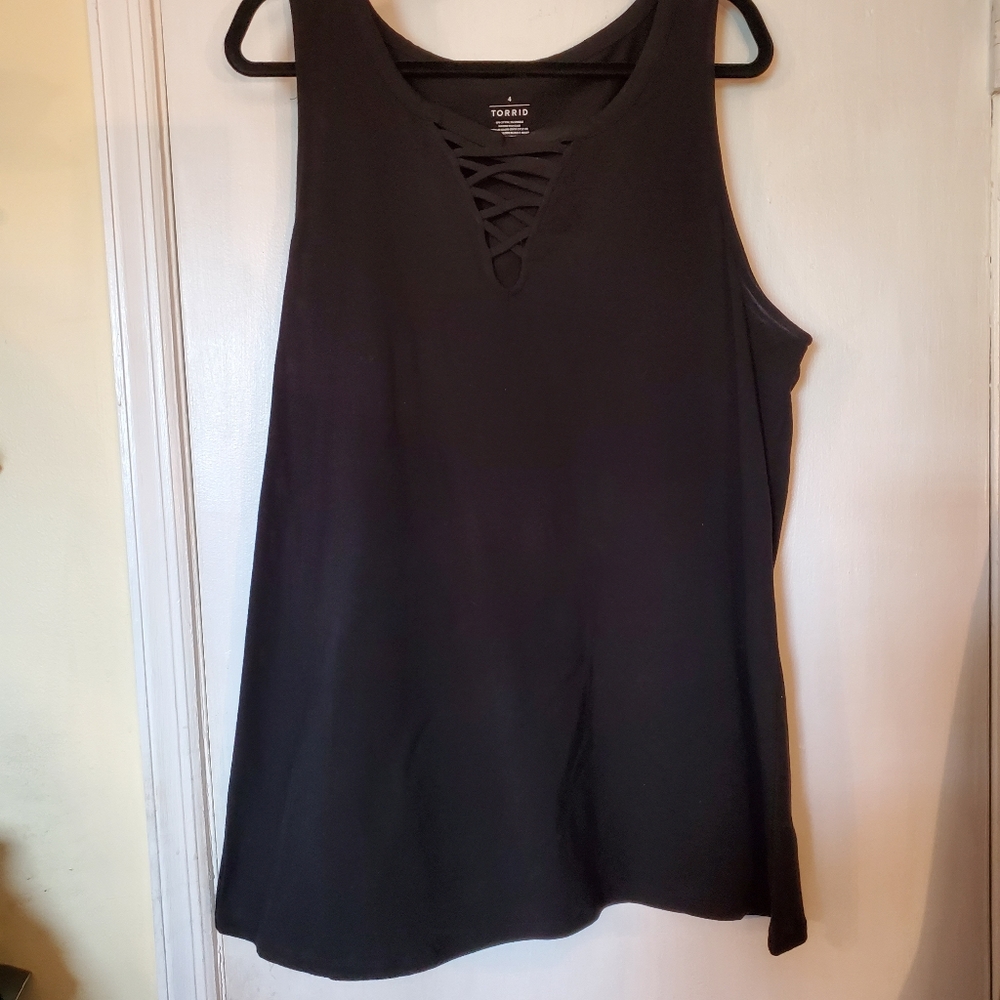 Torrid size 4 black foxy stretchy tank top